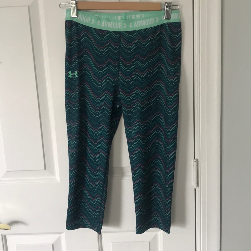 under armor patterned leggings